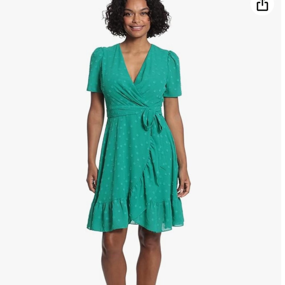 Maggy London Short Sleeve, V-Neck Faux Wrap in Green size 12